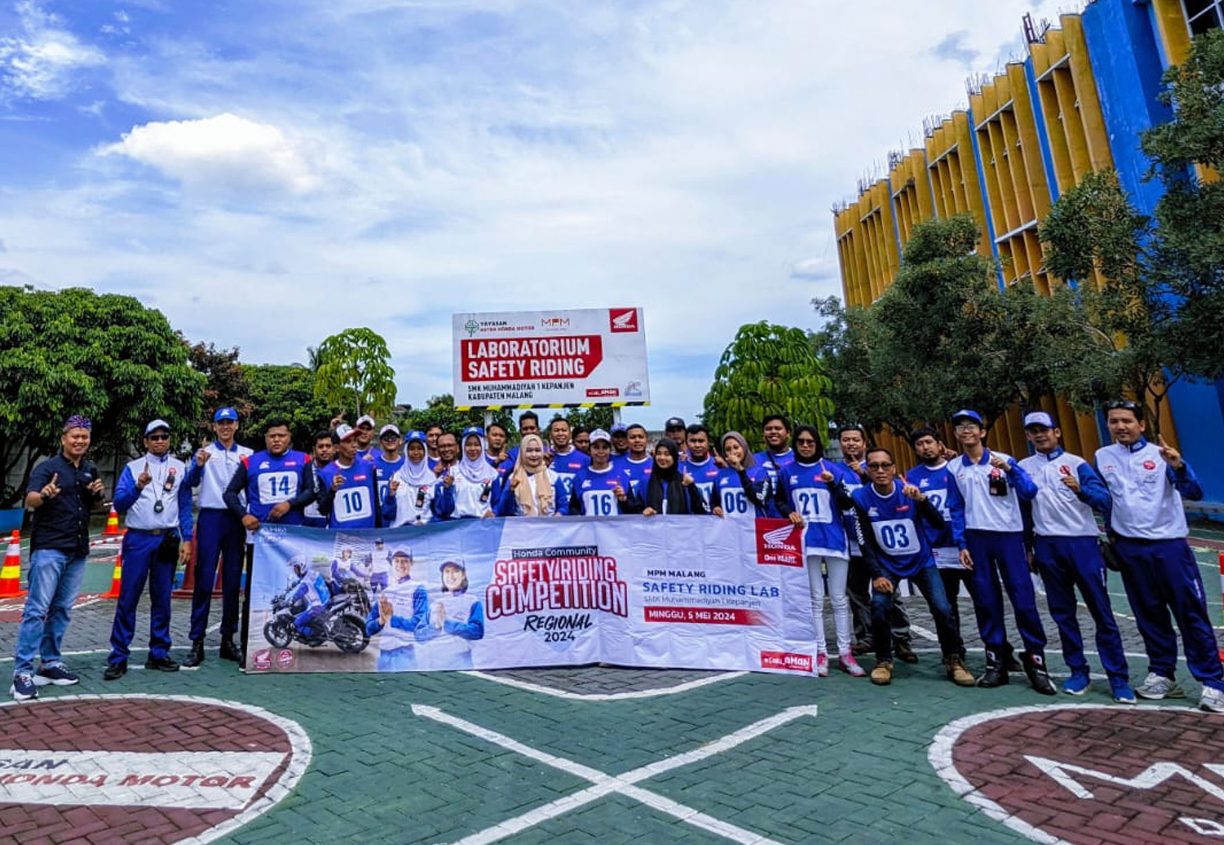 Komunitas Honda Malang & Blitar Ikuti Kompetisi Safety Riding Kategori Community ​