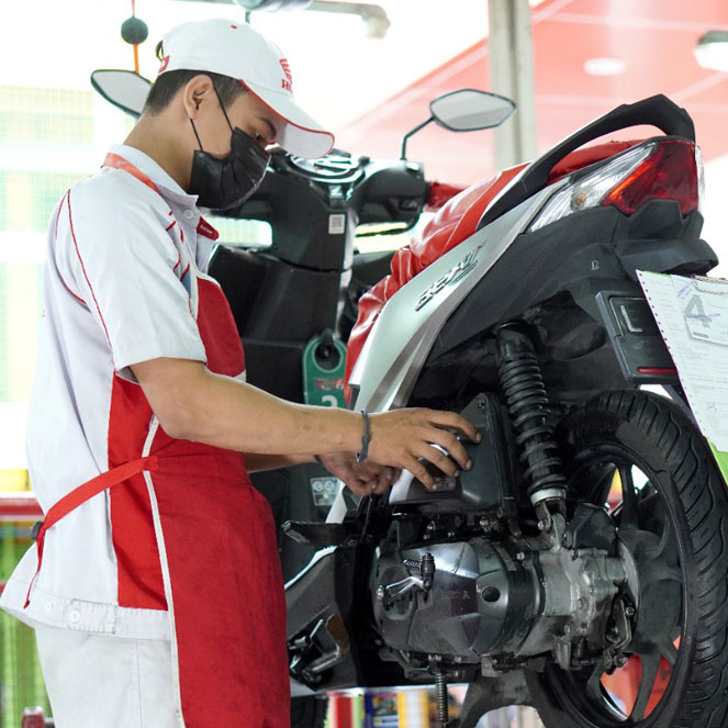 ”Januari Hepi” dengan Perawatan Motor Berkala