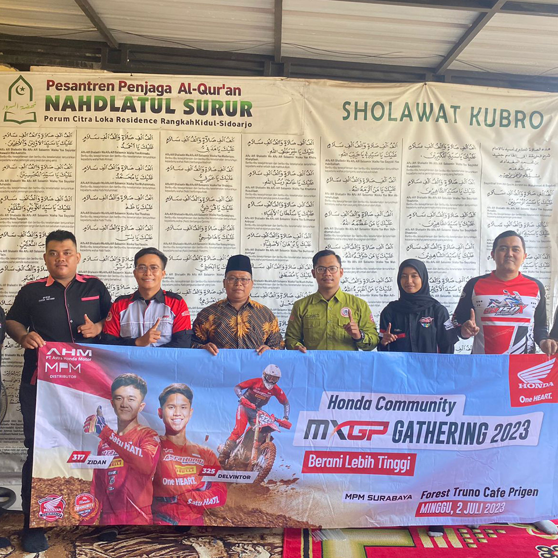 Dukung Crosser Indonesia di MXGP,  MPM Honda Jatim Ajak Komunitas Honda Nobar dan Lakukan Aksi Sosial