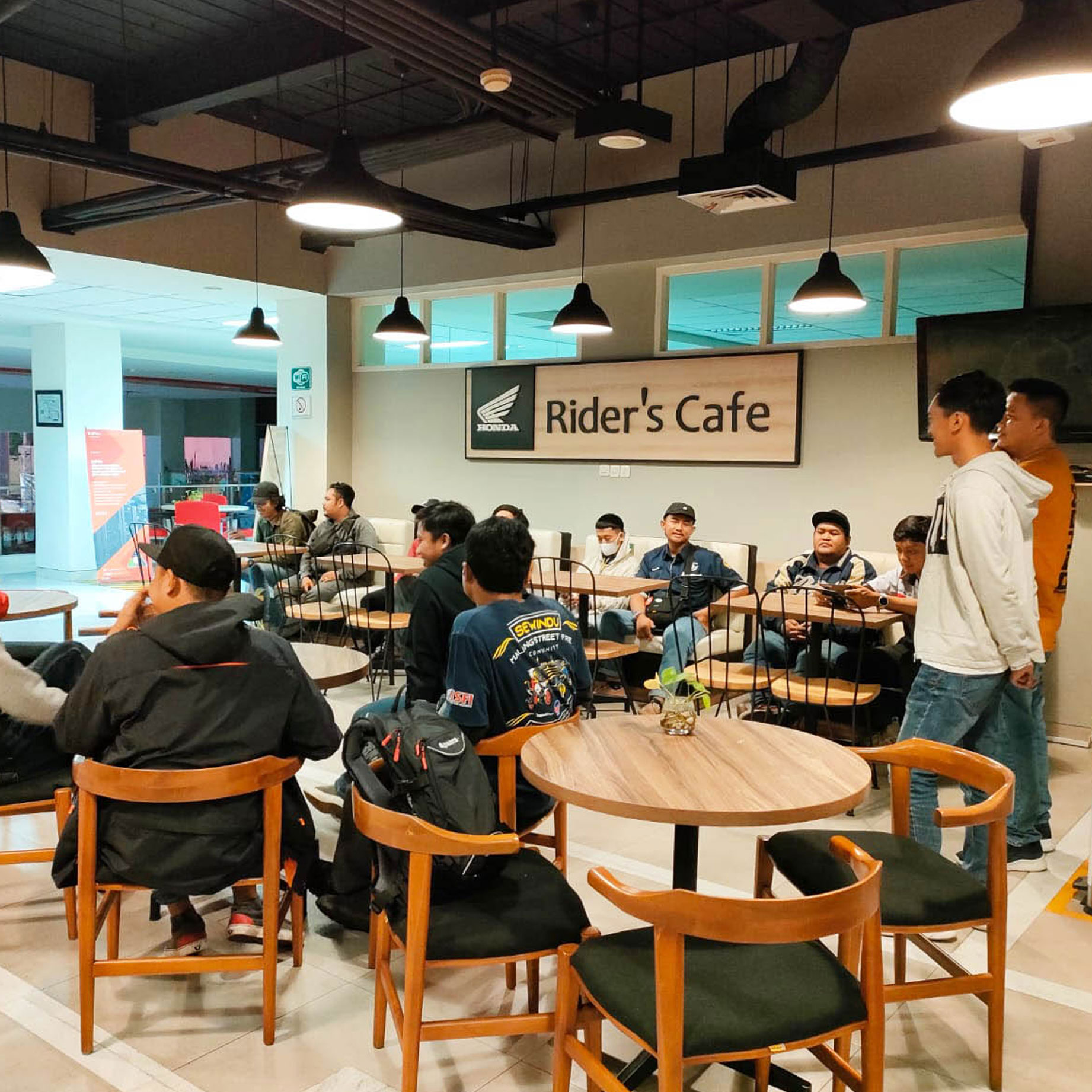 Jaga Kekompakan, Komunitas Honda Malang Kopdar di MPM Riders Café