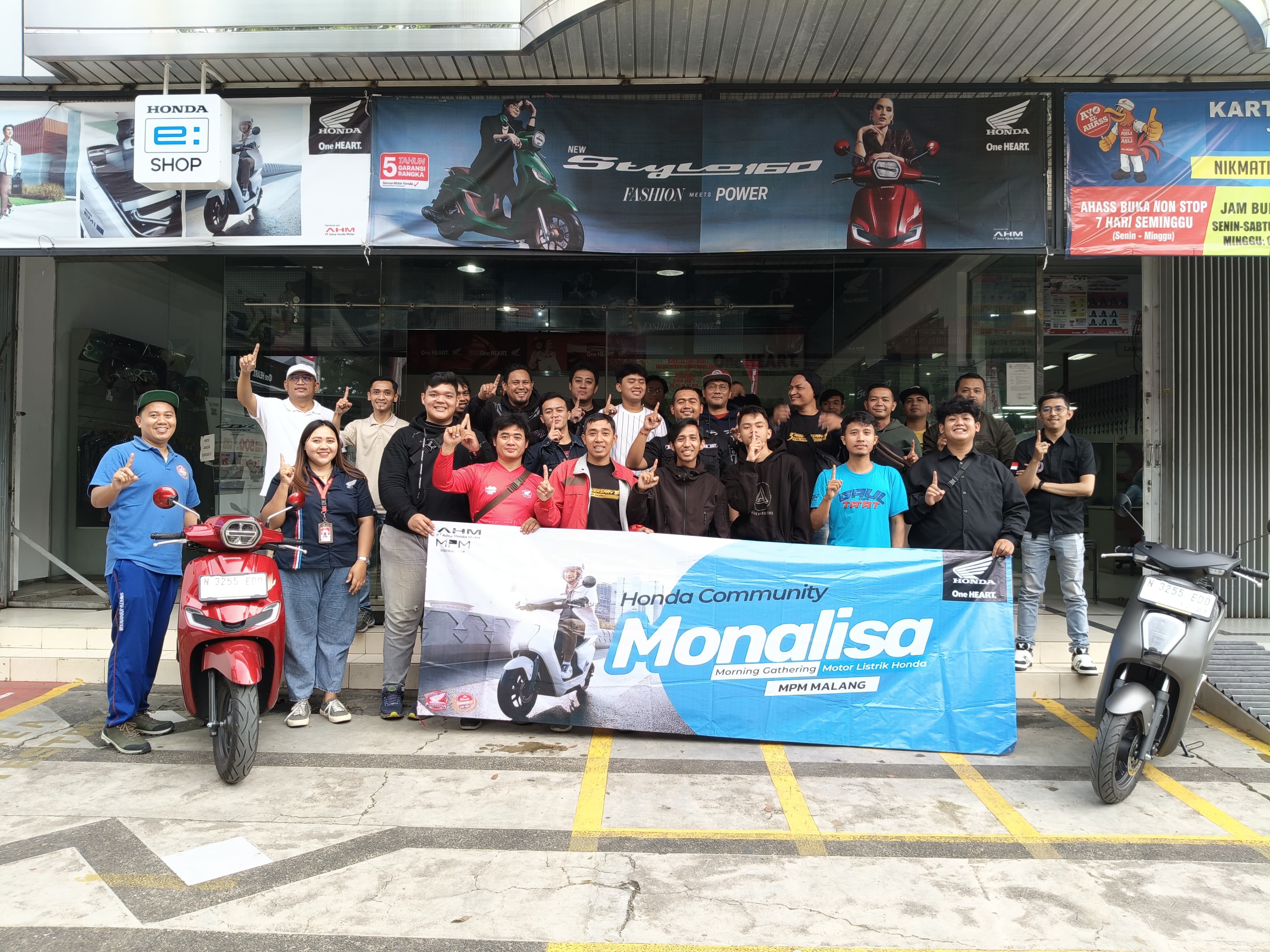 Momen Ramadhan: Komunitas CBR 250 CC Malang Berbagi Kebaikan​