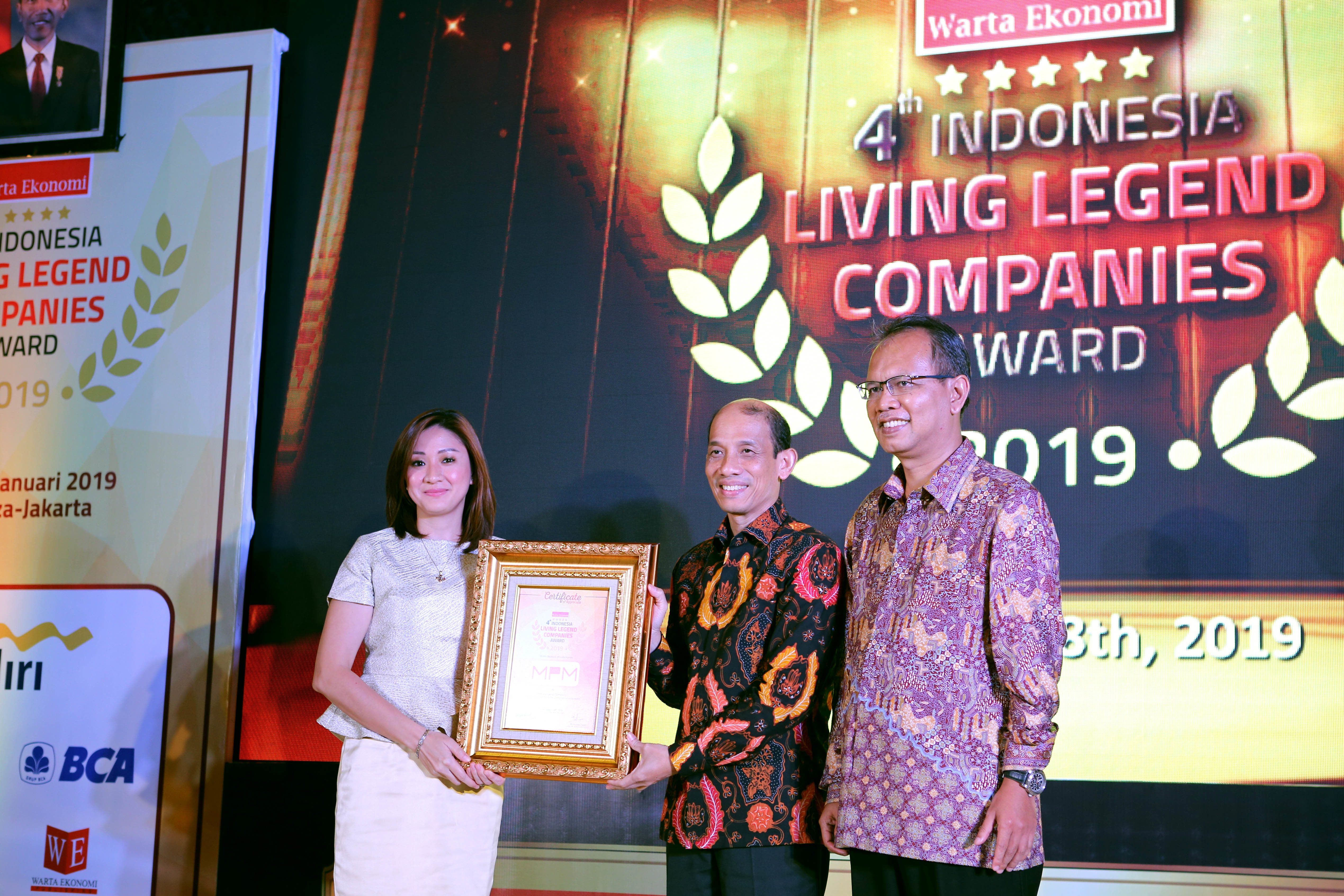 MPM Group Dinobatkan sebagai Living Legend Company